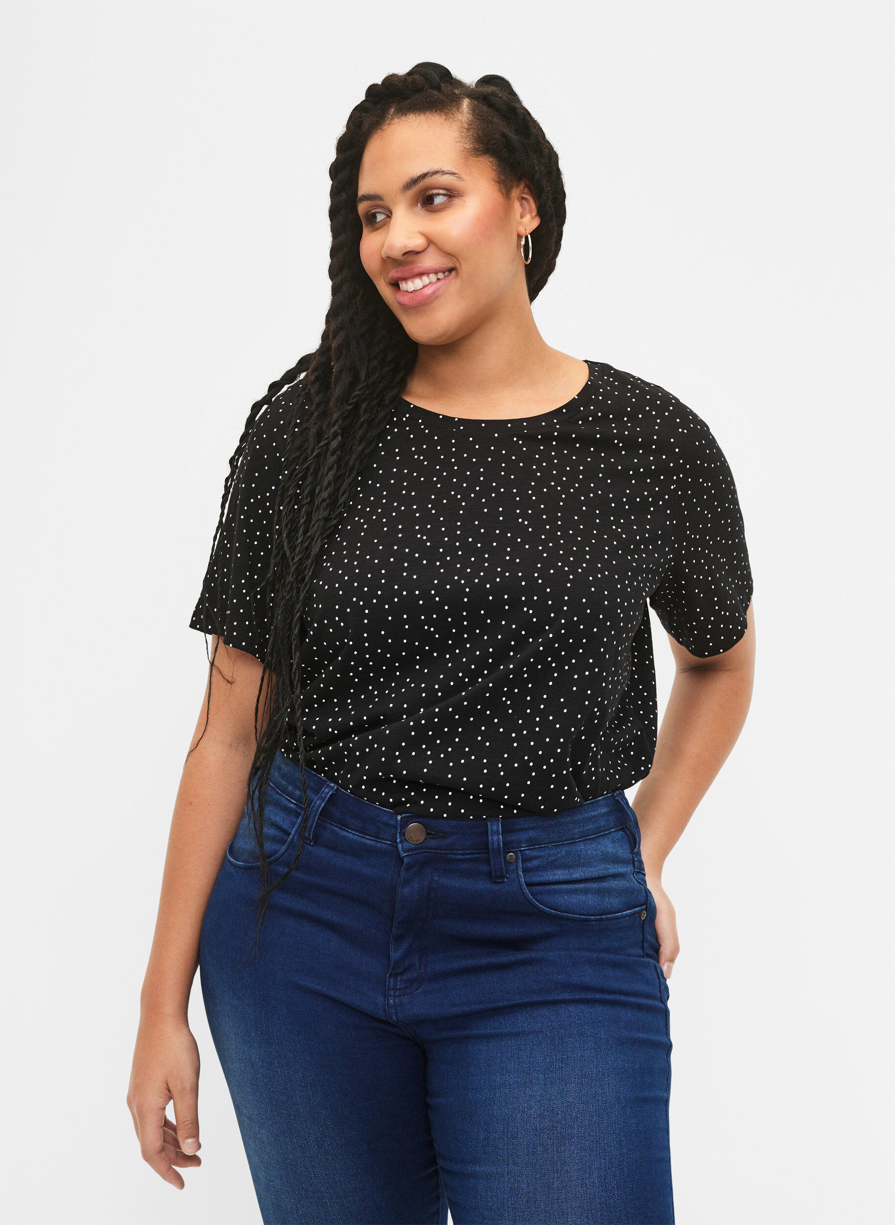 Zizzi T-shirt i &oslash;kologisk bomuld med prikker, Sort, Model image number 0