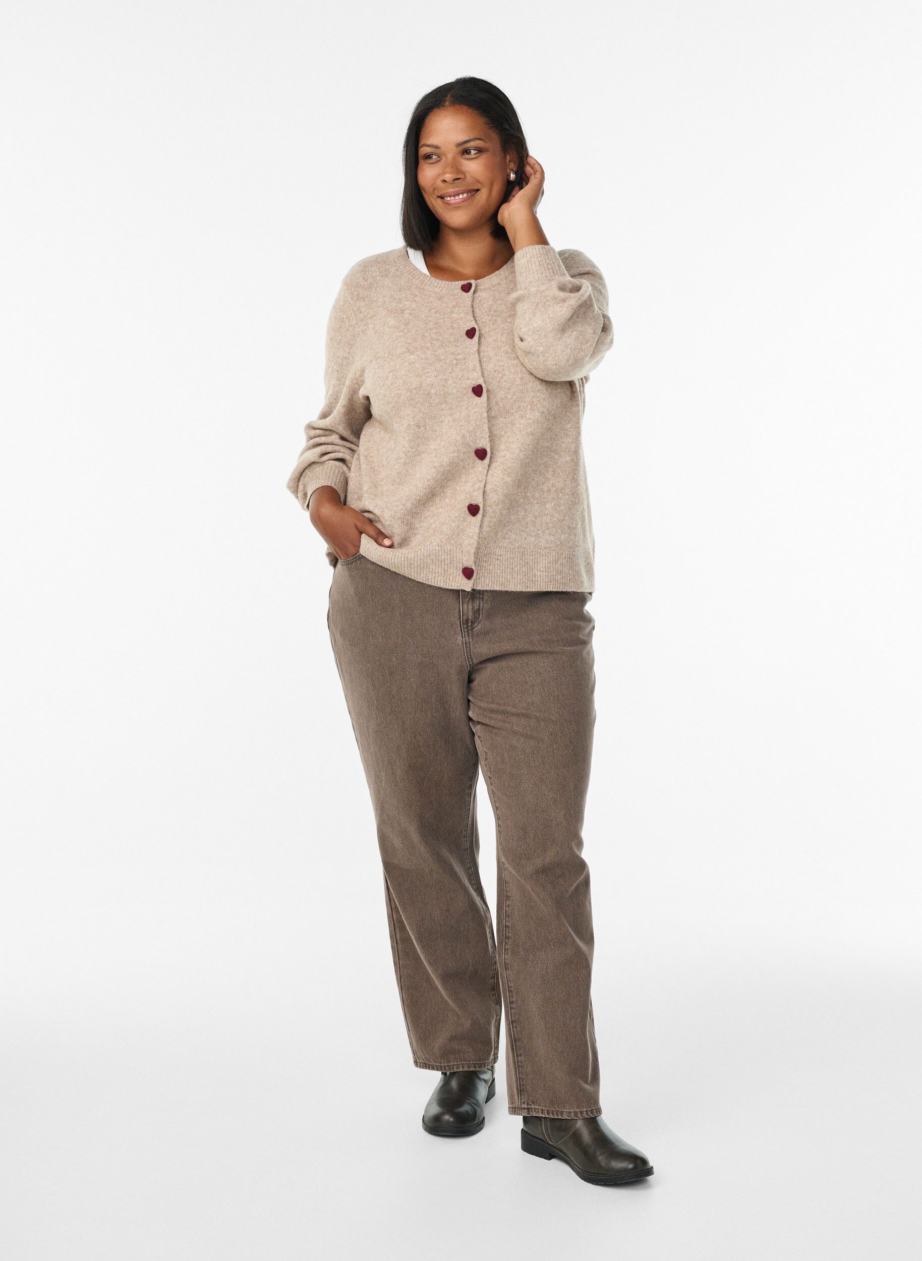 ZizziCardigan med hjerteformede knapper, Beige, Model image number 1