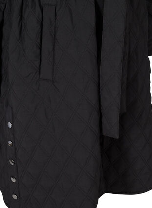 Lang quiltet jakke med bælte, Black, Packshot image number 3