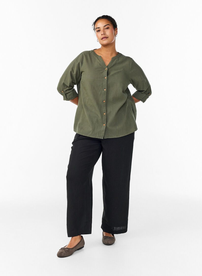 Skjortebluse i bomuld med V-udsk&aelig;ring, Gr&oslash;n, Model image number 1