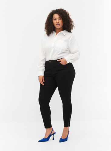 Cropped Amy jeans med lynlås, Black denim, Model image number 0
