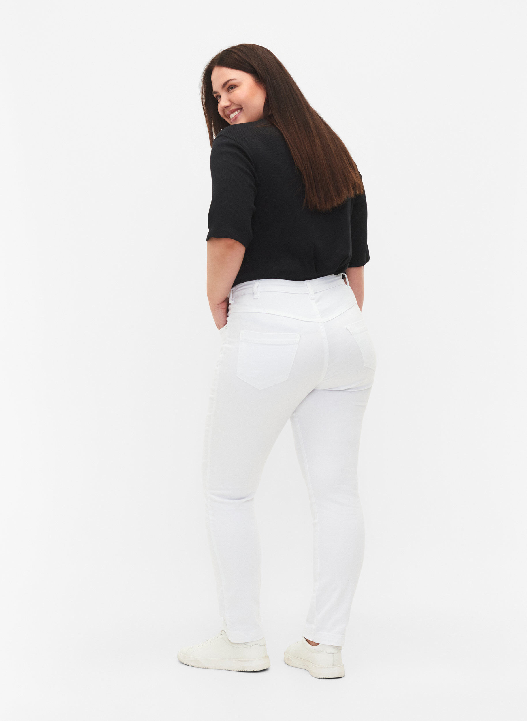 ZizziSlim fit Emily jeans med regul&aelig;r talje, Hvid, Model image number 1