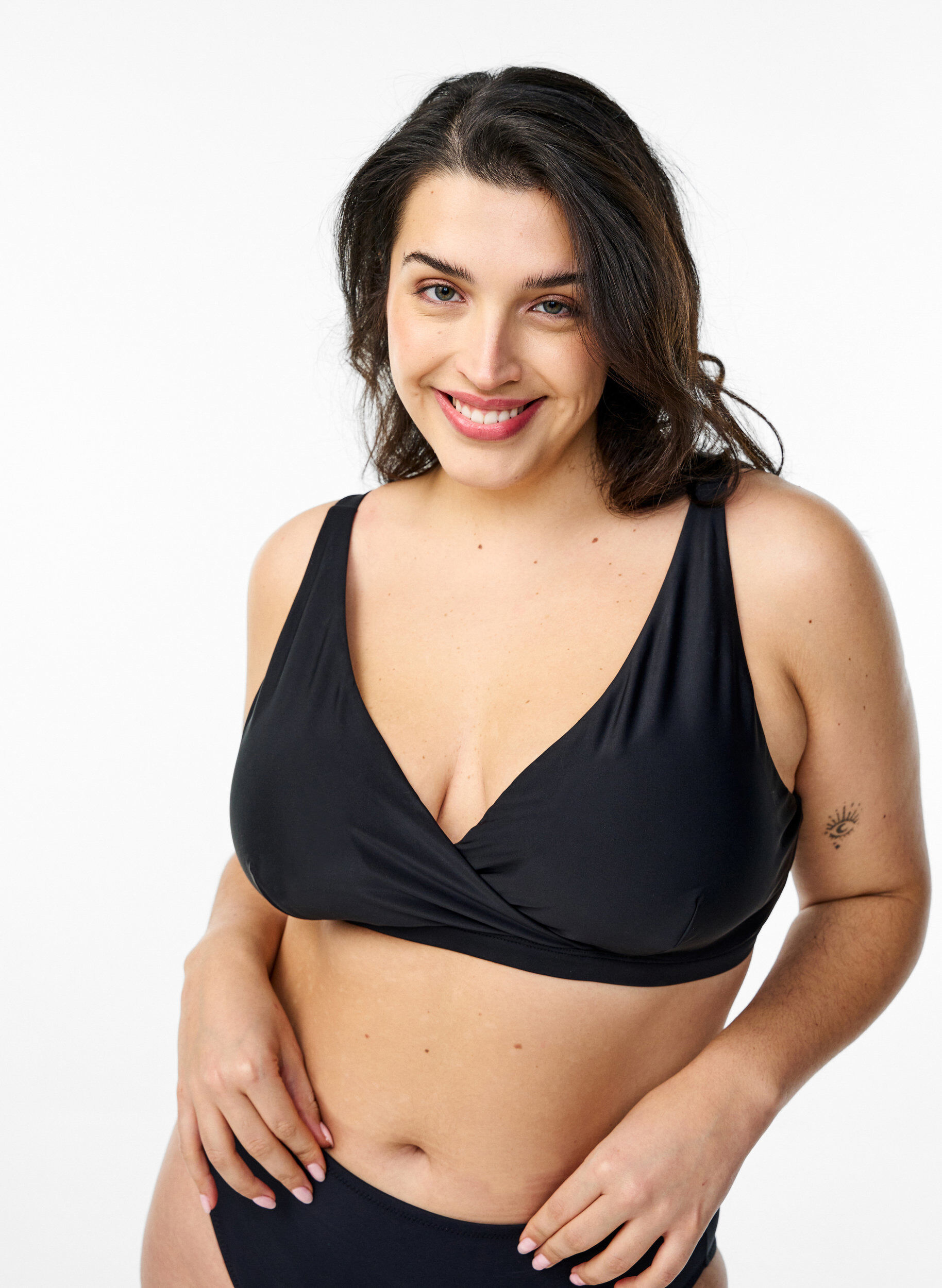 Zizzi Trekantet bikinioverdel med wrap-detalje, Sort, Model image number 0