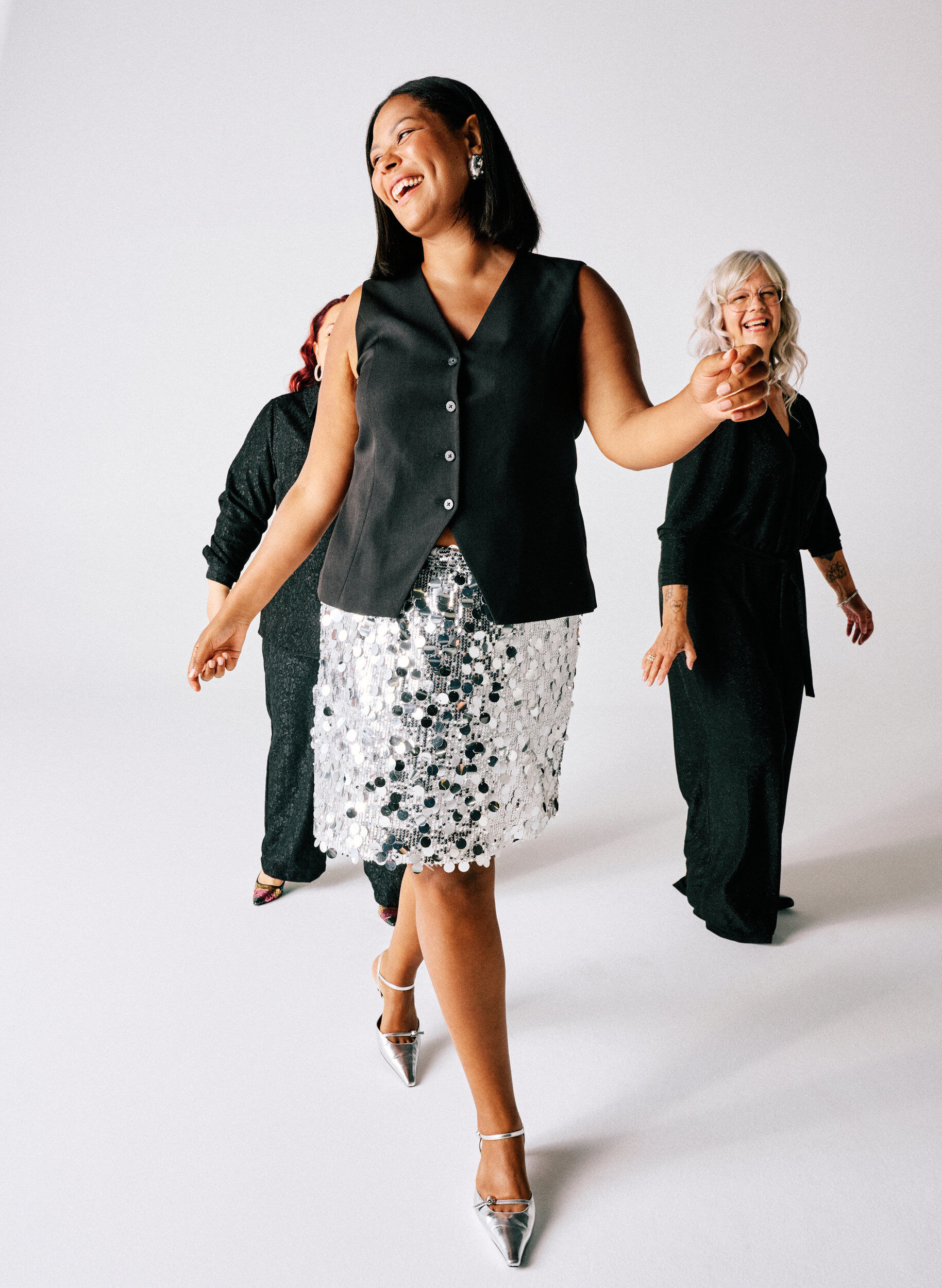 Zizzi Kort pailletnederdel med elastisk linning, S&oslash;lv, Image image number 0