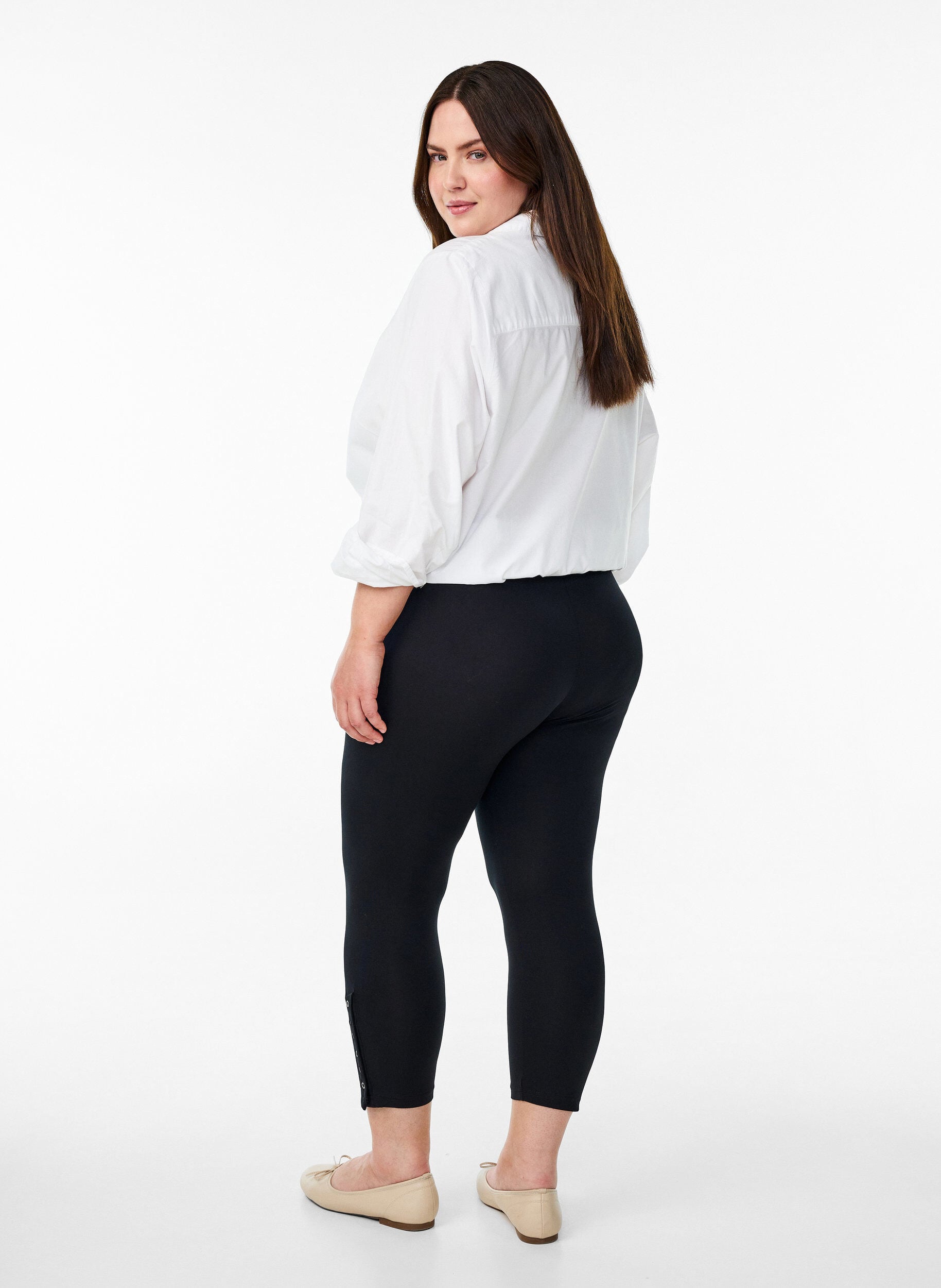 Zizzi3/4 leggings med knapper, Sort, Model image number 2