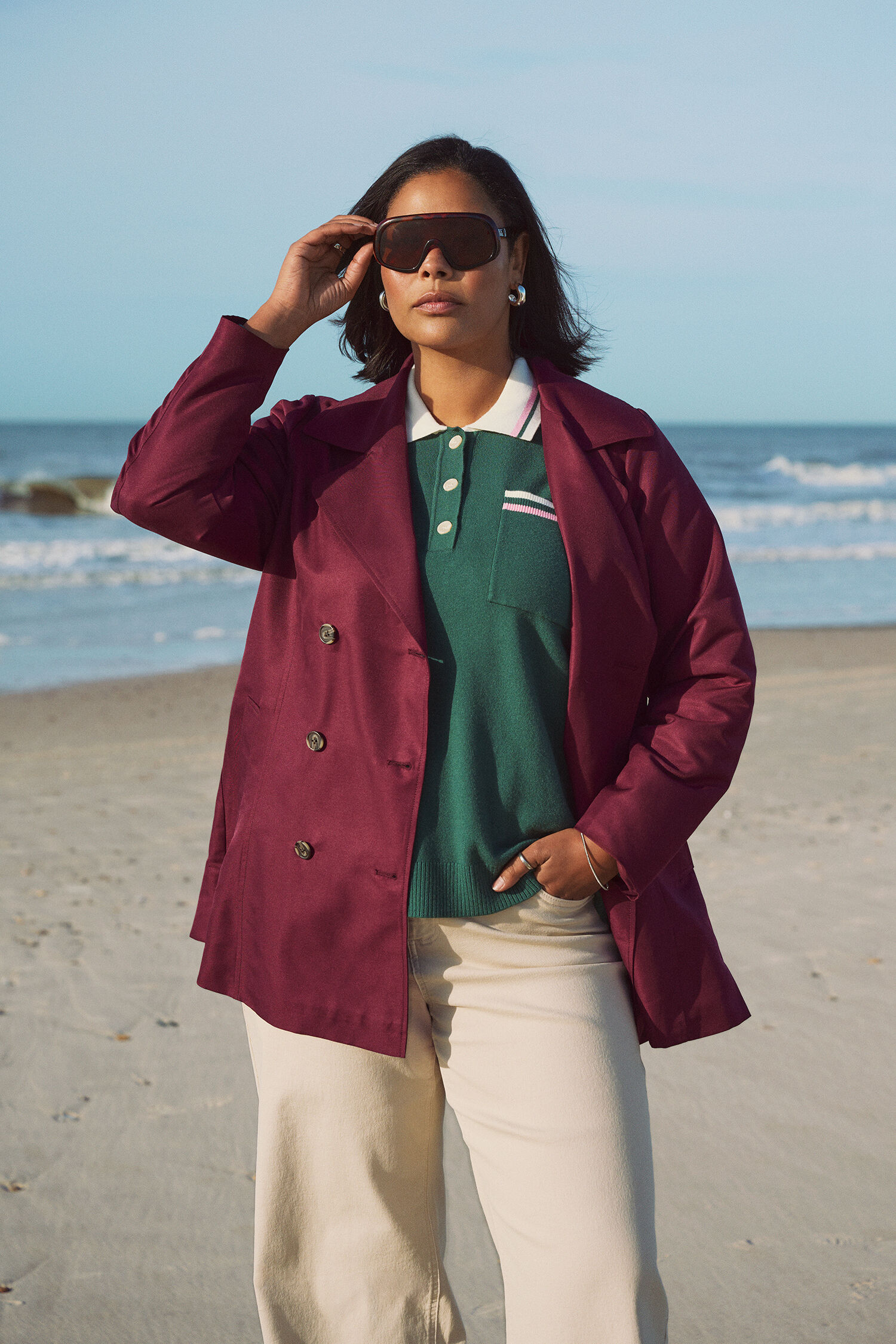 Zizzi Kort trenchcoat med b&aelig;lte, , Model