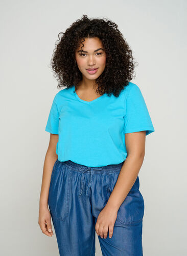 Basis t-shirt med v-hals, River Blue, Model image number 0