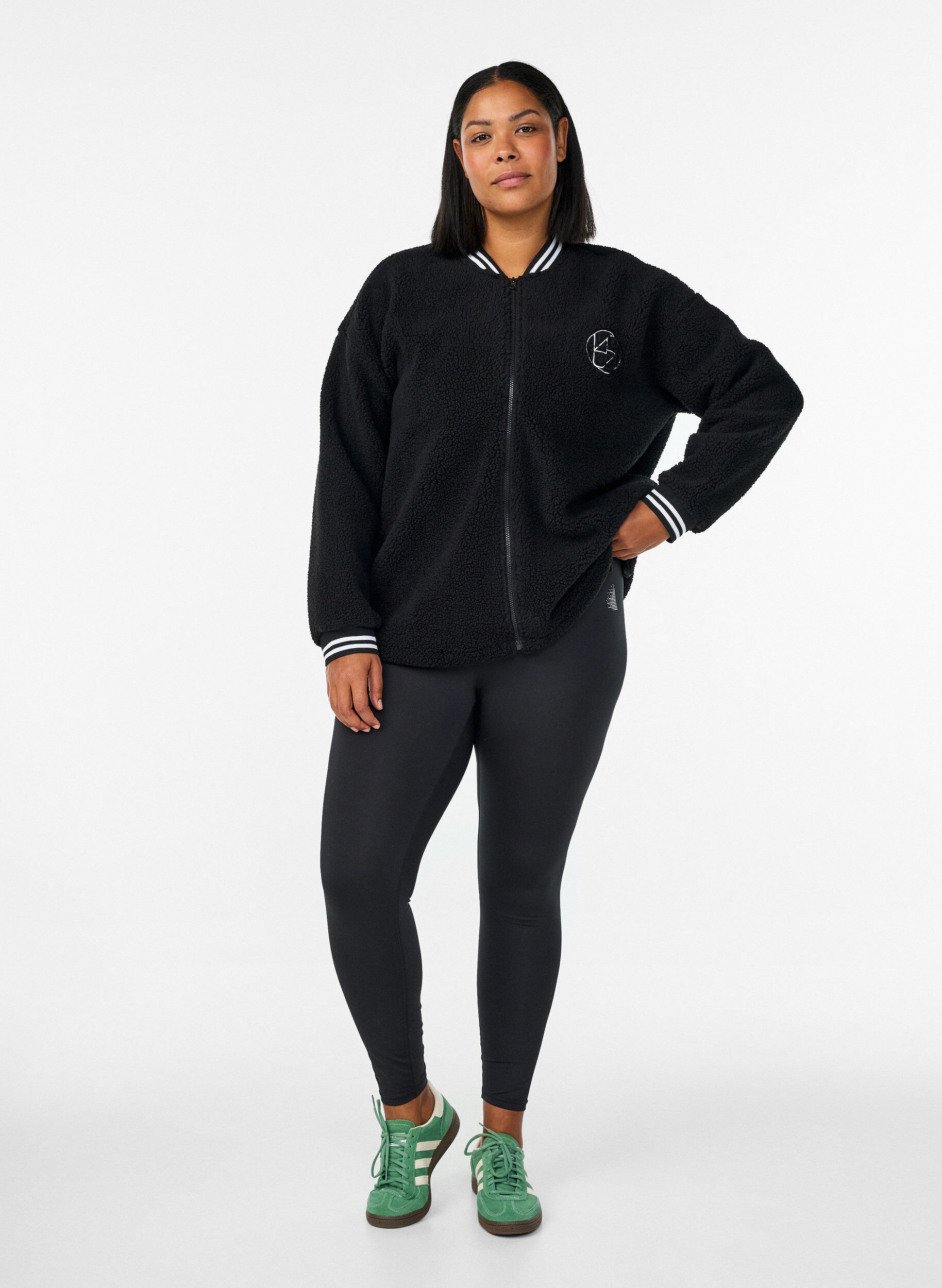 Zizzi Teddy-fleece jakke med stribedetaljer, Sort, Model image number 1