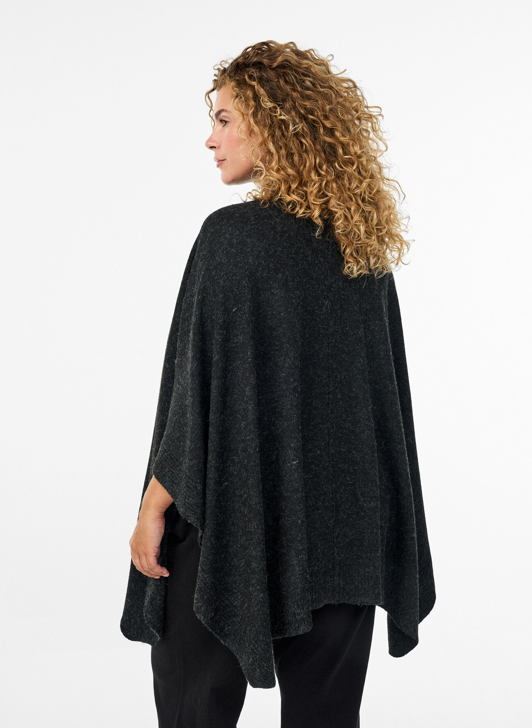 Zizzi Poncho med ribdetaljer og rund hals, Gr&aring;, Model image number 2
