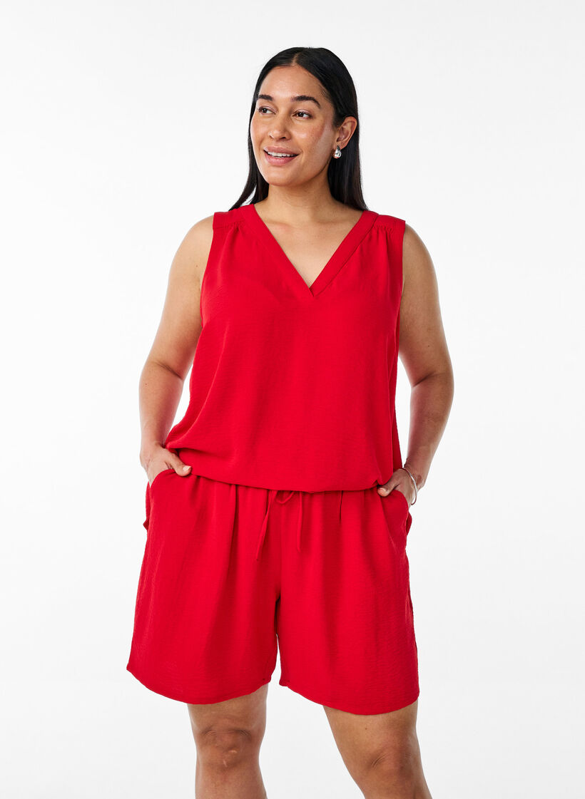 Shorts med lommer og elastik i taljen, R&oslash;d, Model image number 0