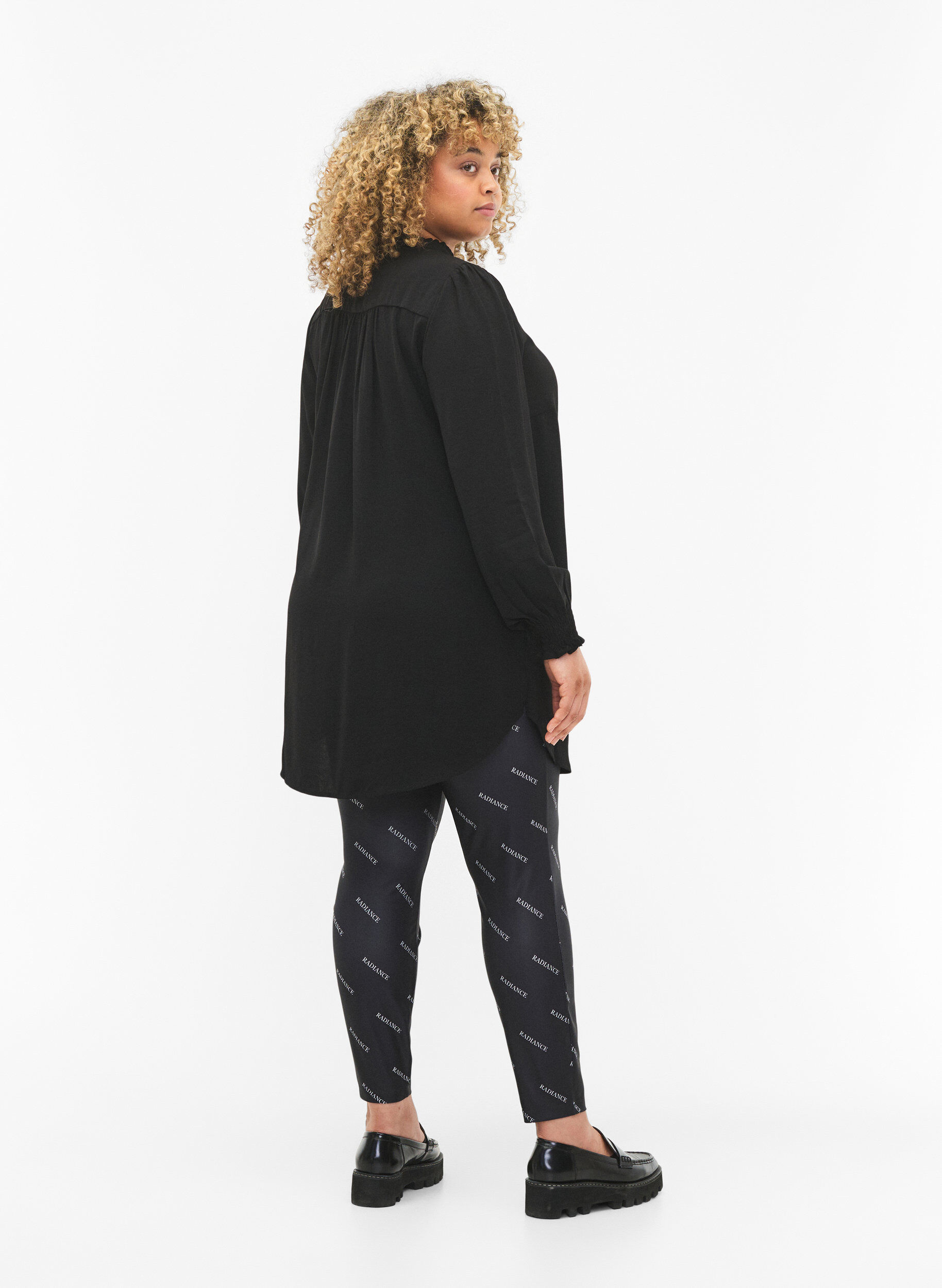 Zizzi Leggings med tekstprint, Black Radiance, Model image number 1