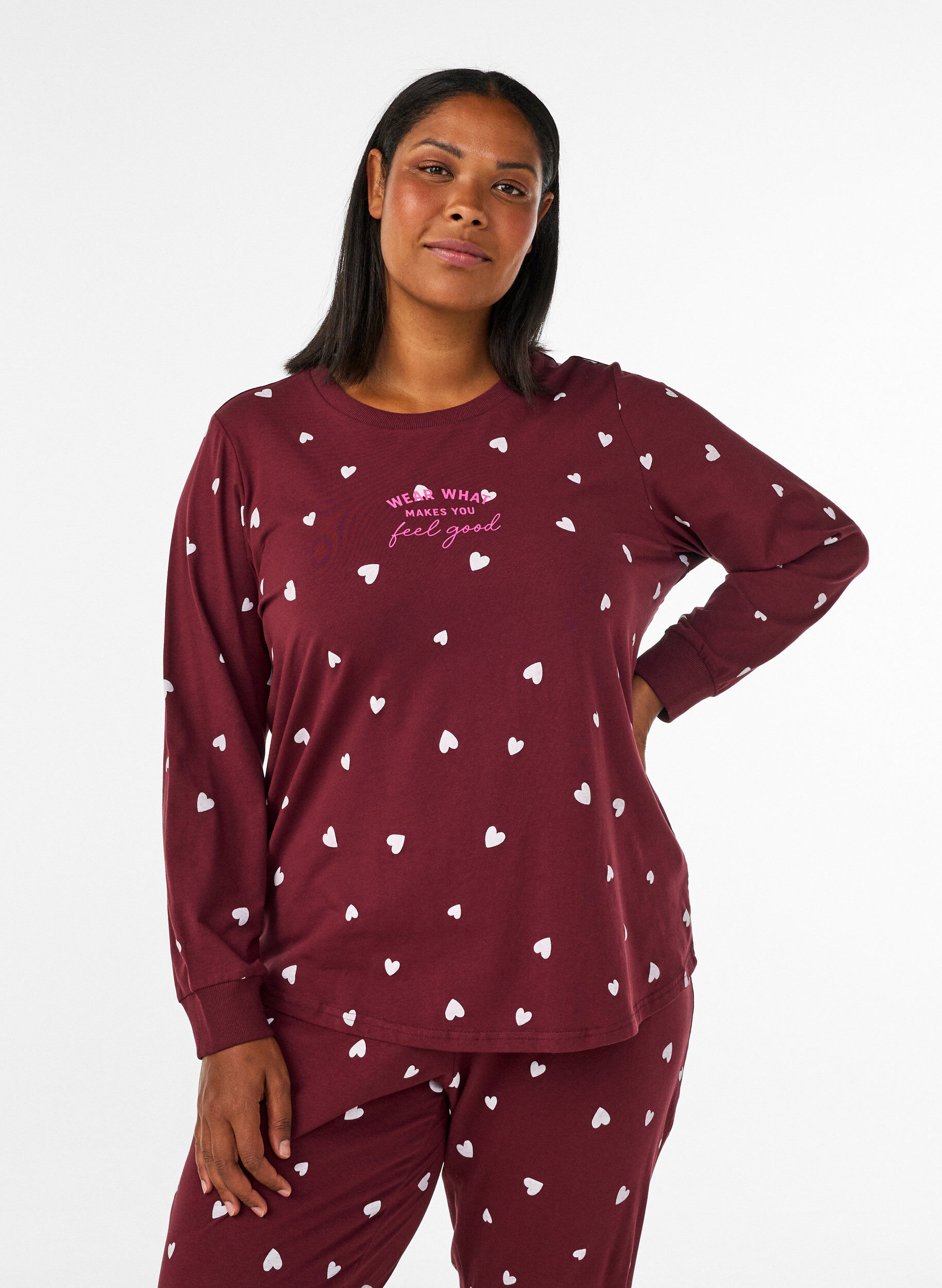 Natbluse med print, R&oslash;d, Model