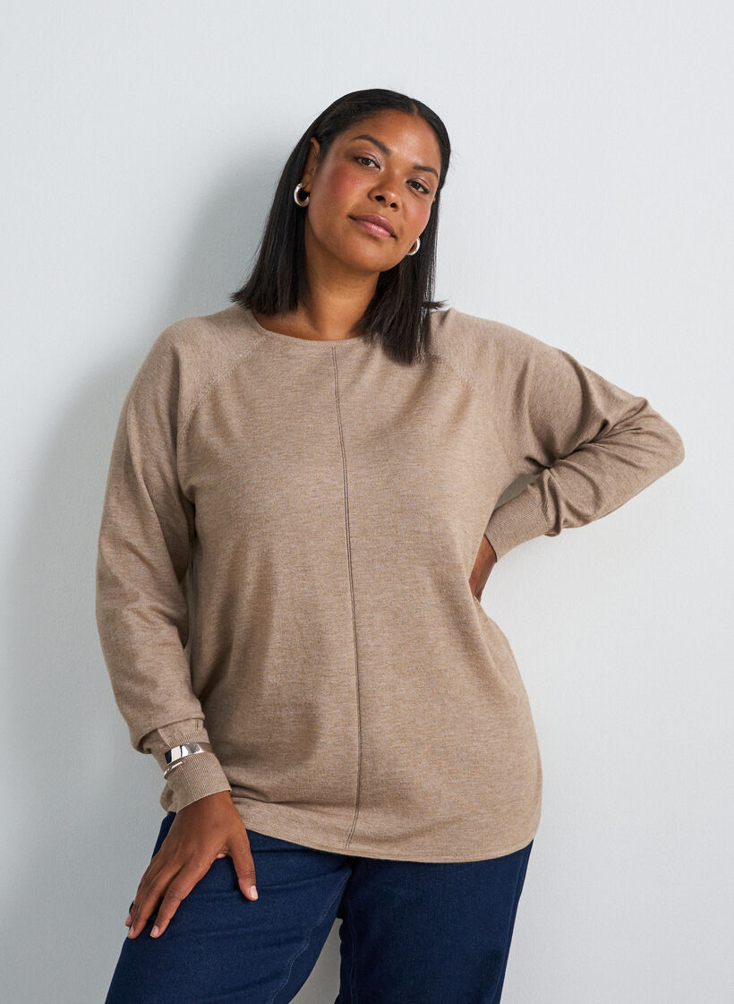 Strikbluse med rund hals og strikket m&oslash;nster, Beige, Model image number 0