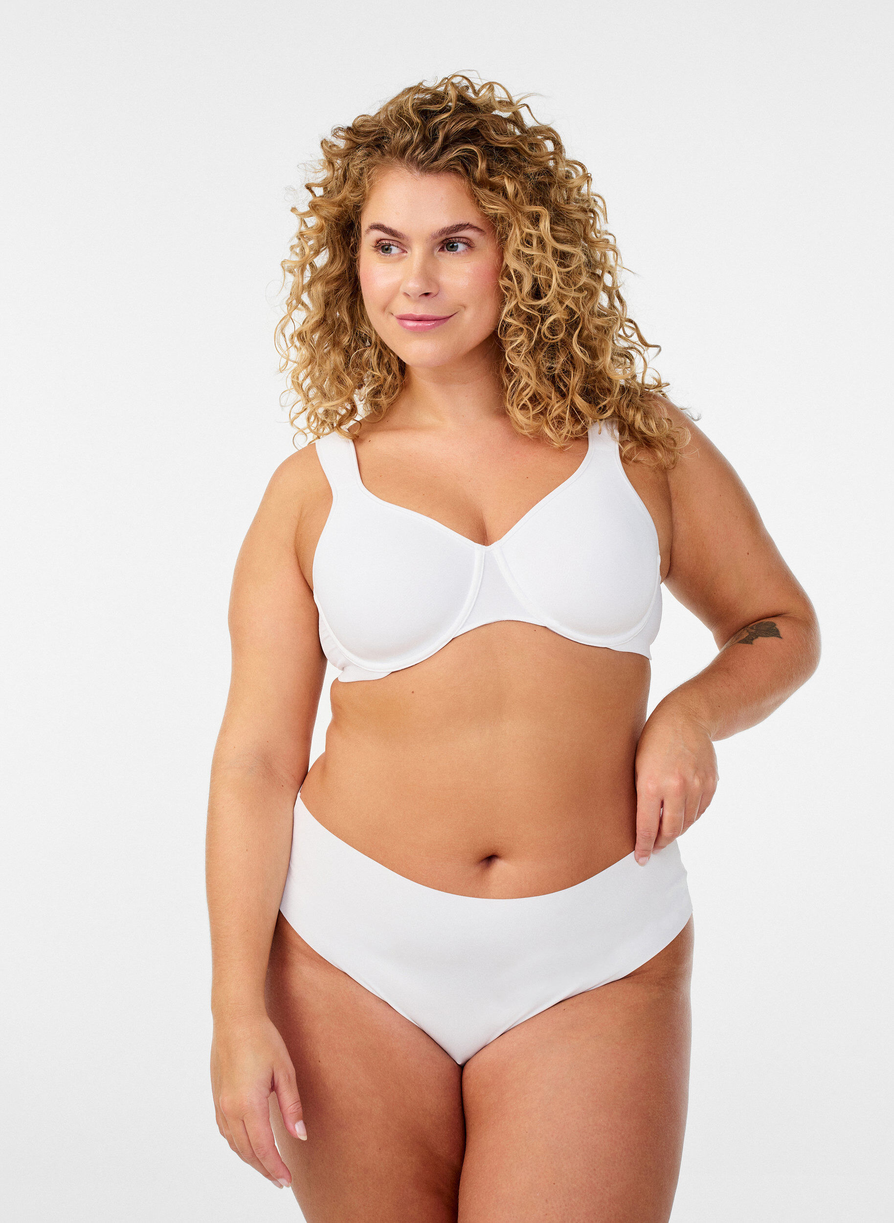 ZizziMinimizer bh med polstrede stropper, Hvid, Model image number 1