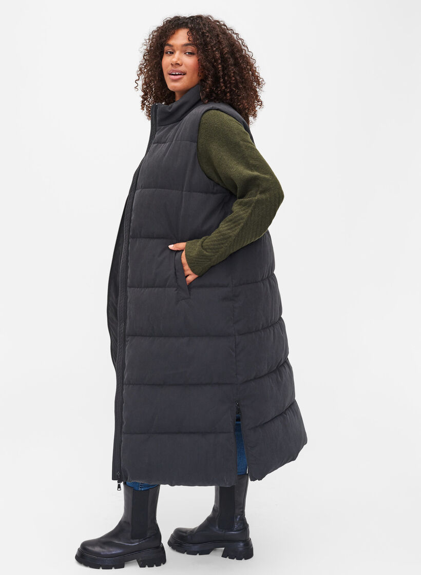 Lang vest med høj krave og lommer, Black, Model image number 1
