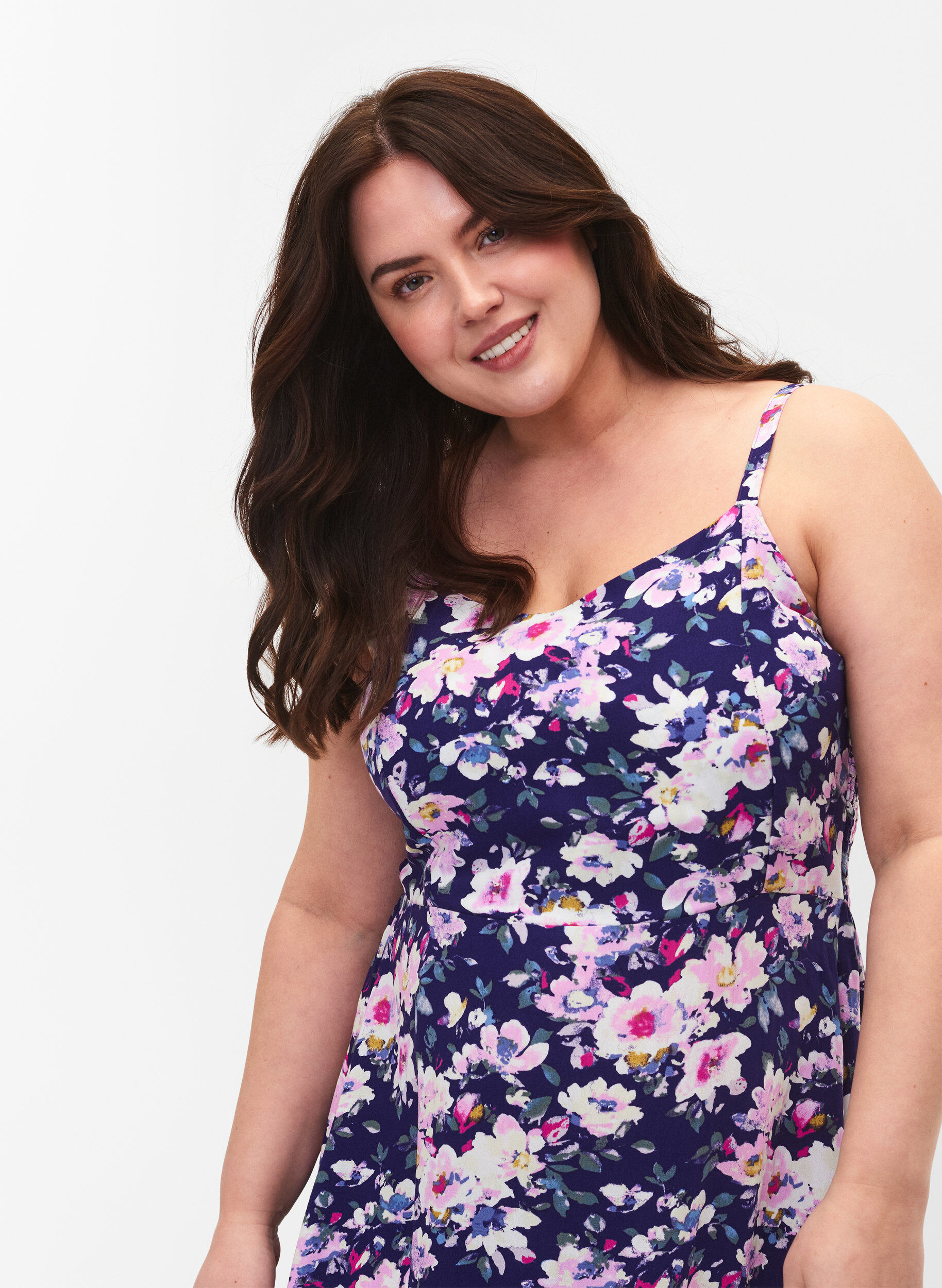 Zizzi Blomstret stropkjole i viskose med smock, Blue Flower, Model image number 3