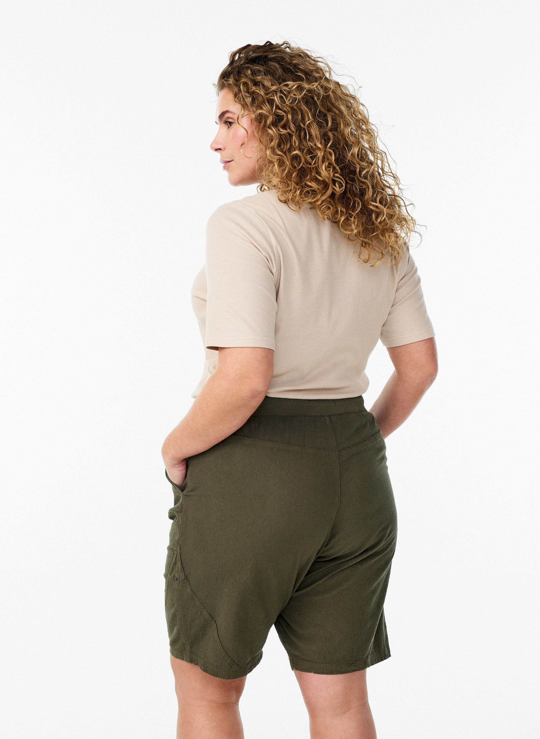 ZizziL&oslash;se shorts i bomuld med lommer, Gr&oslash;n, Model image number 2