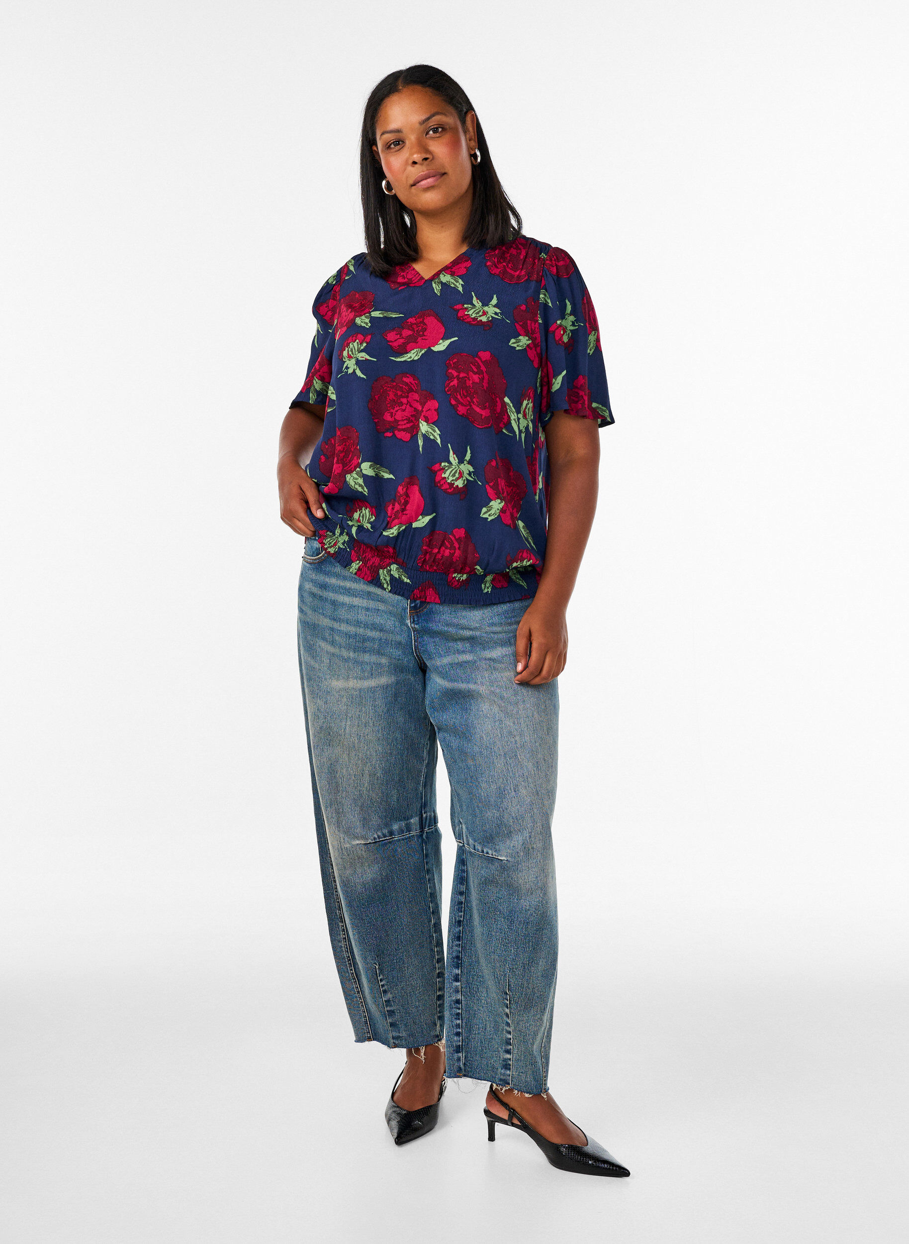 ZizziViskosebluse med blomsterprint og ballonform, Bl&aring;, Model image number 1