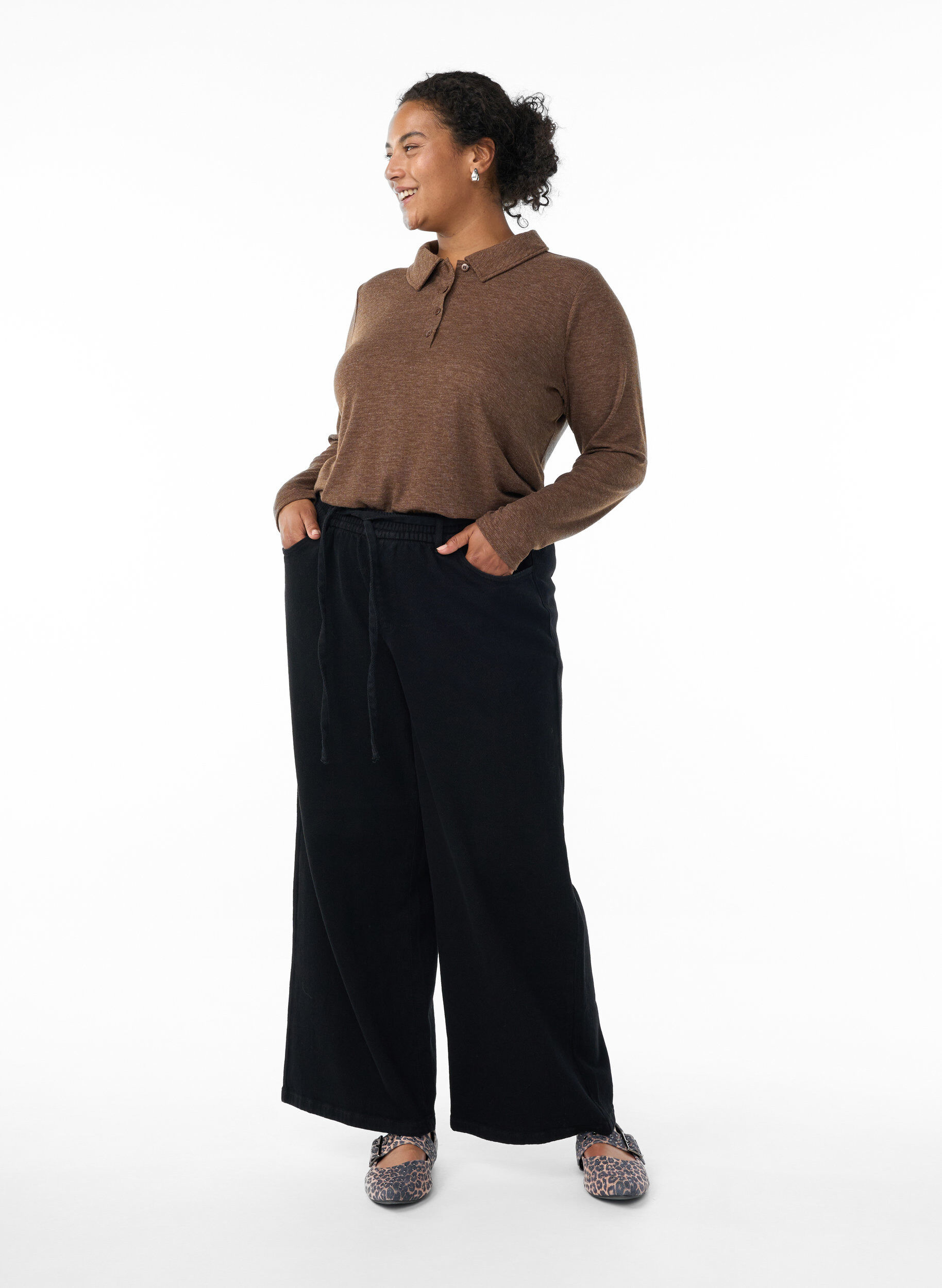 Zizzi Lang&aelig;rmet polo i str&aelig;kbar ribkvalitet, Brun, Model image number 1