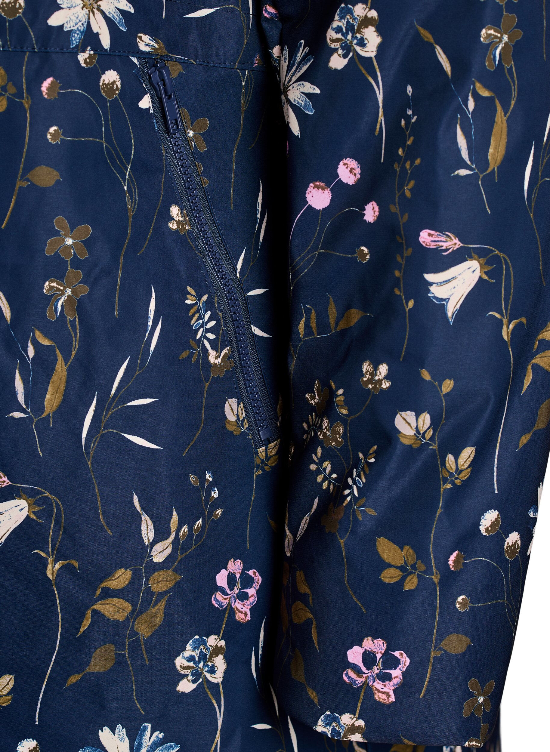 ZizziVatteret vinterjakke med blomsterprint, Bl&aring;, Packshot image number 3