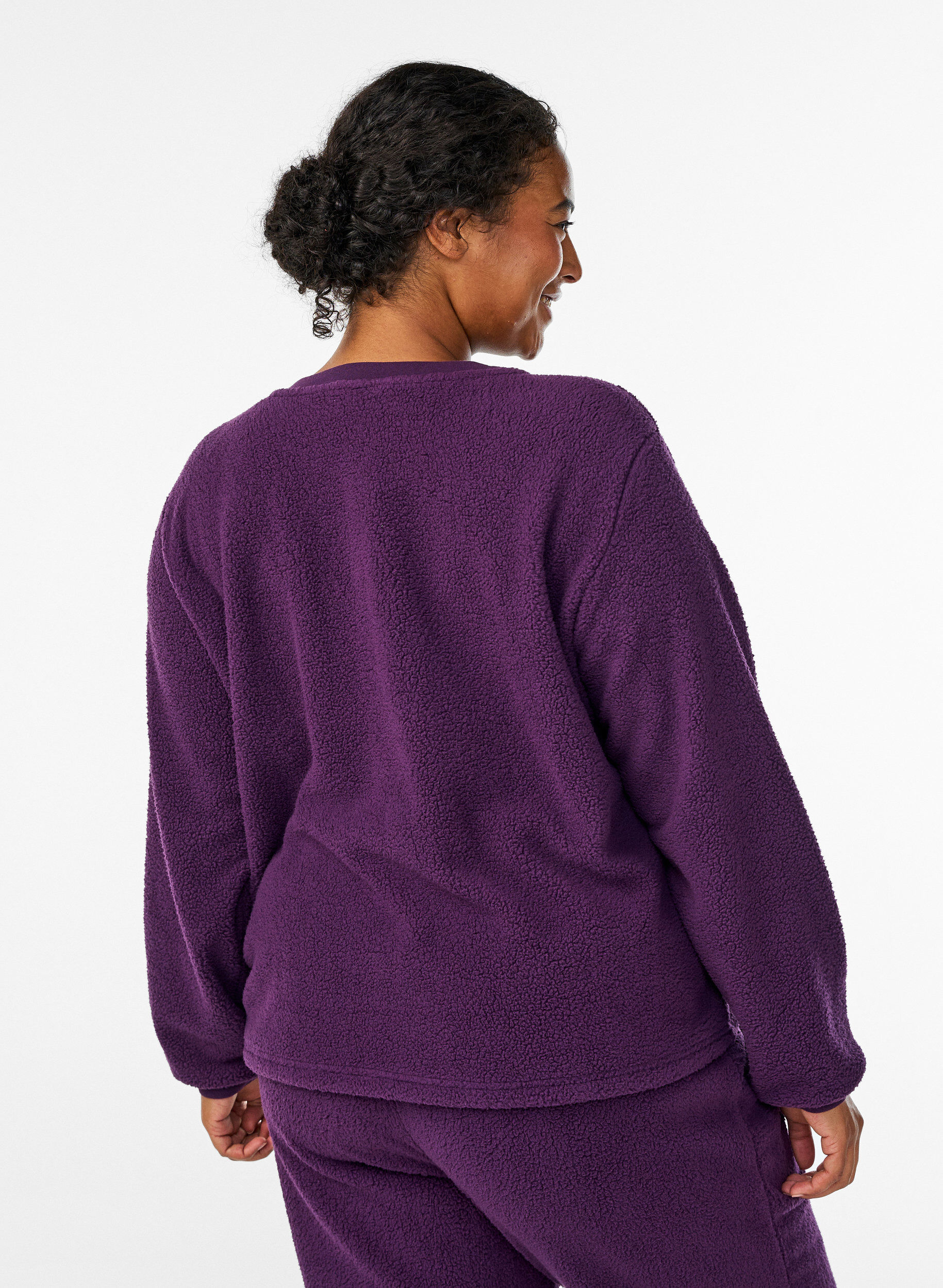 Zizzi Bl&oslash;d tr&oslash;je i teddyfleece, Lilla, Model image number 2