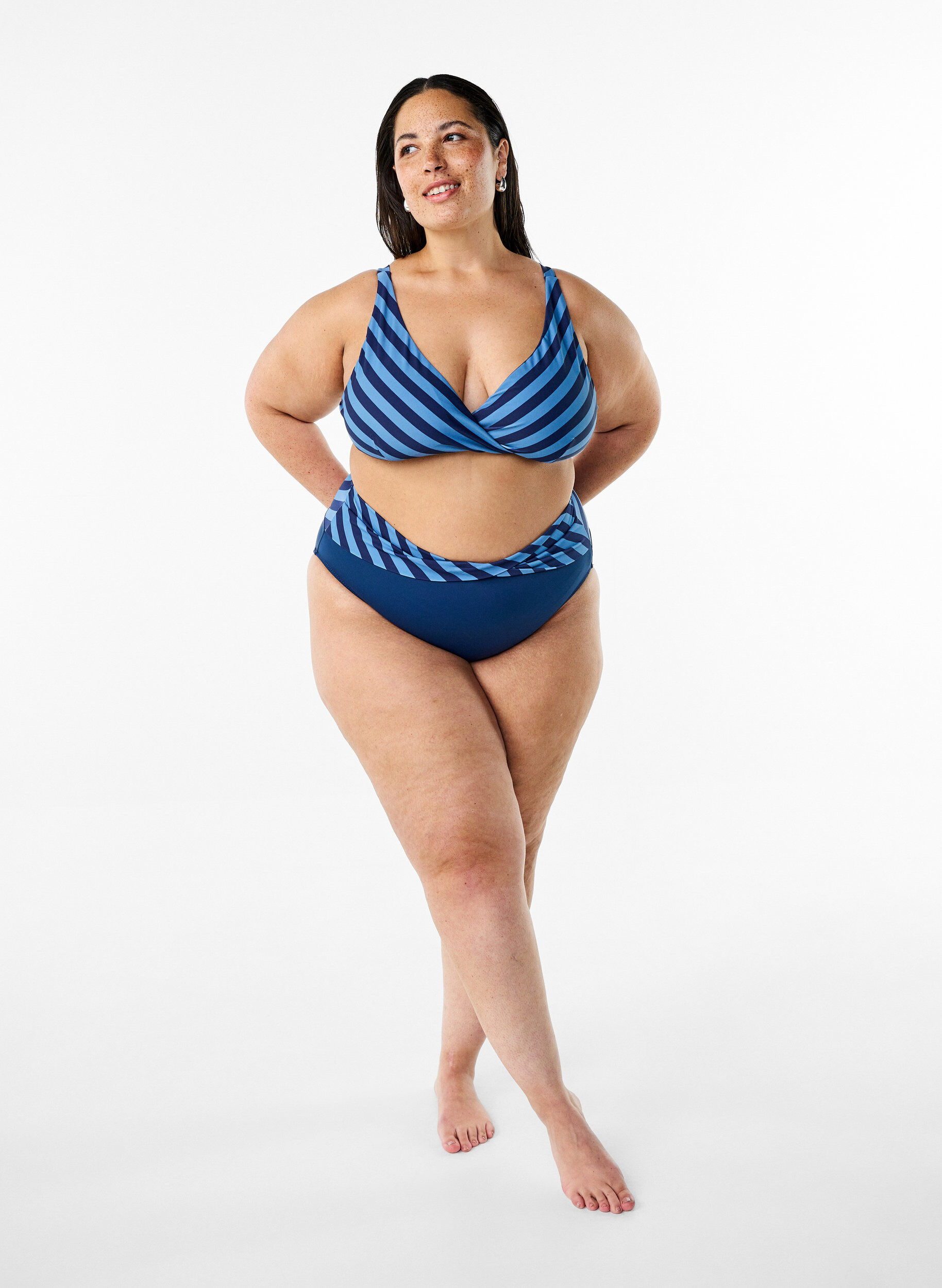 ZizziBikini trusse med wrapdetalje, Bl&aring;, Model image number 1