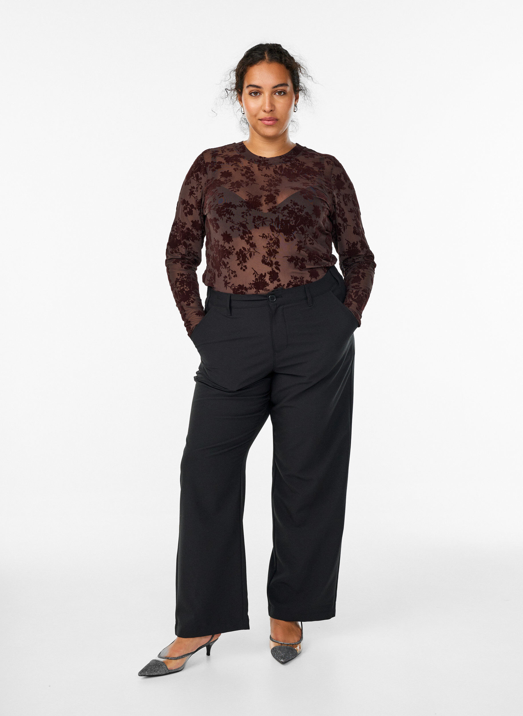 Zizzi Meshbluse med blomsterm&oslash;nster, Brun, Model image number 1