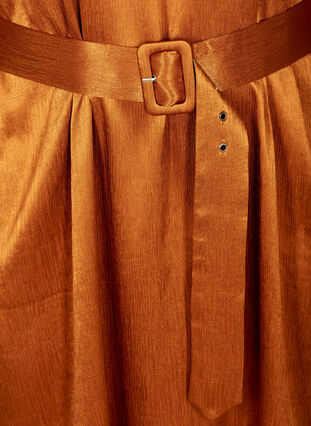 Shiny kjole med bælte og pufærmer, Buckthorn Brown, Packshot image number 3