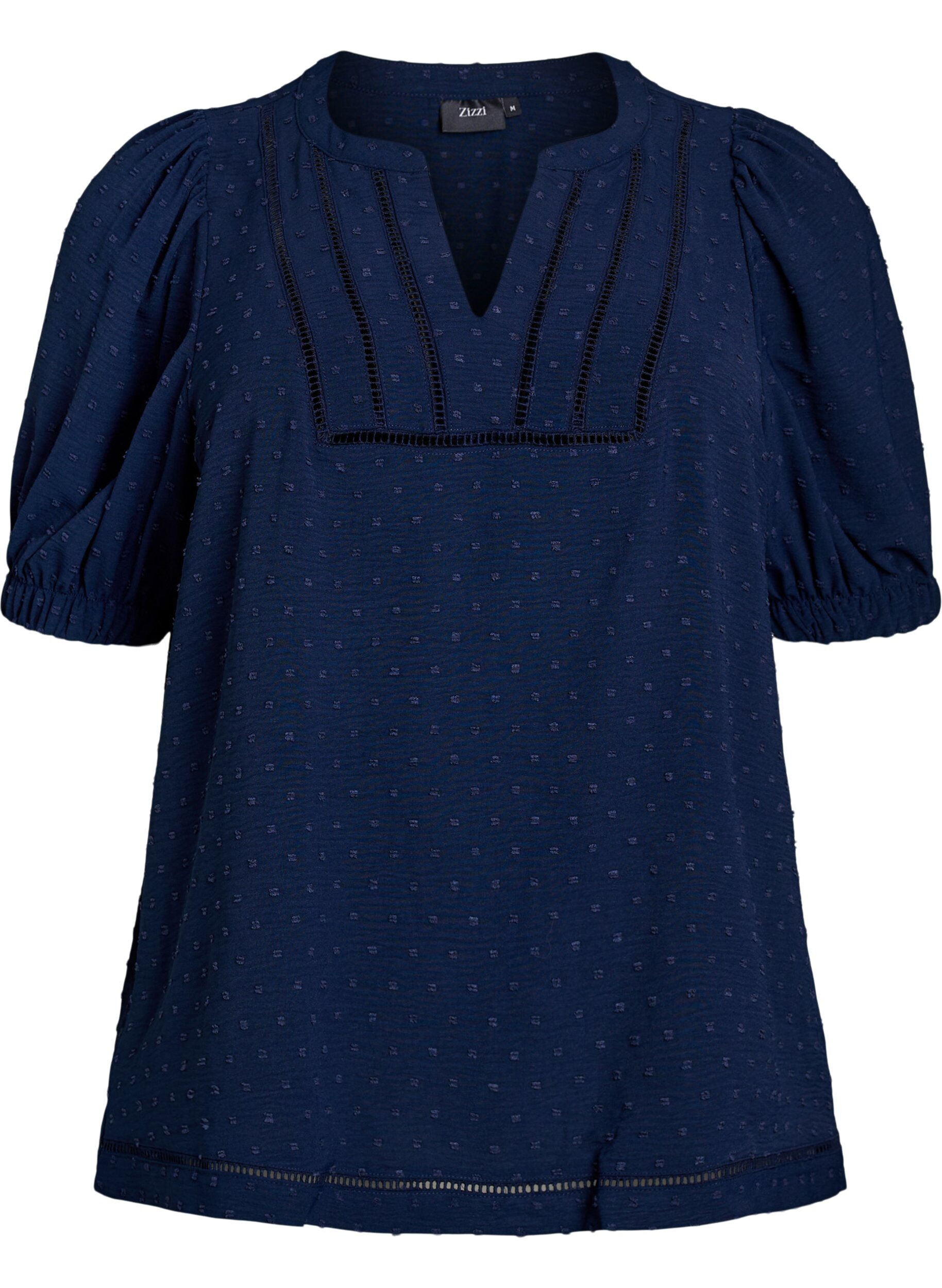 Zizzi Bluse med korte puf&aelig;rmer og prikket tekstur, Navy Blazer, Packshot image number 0