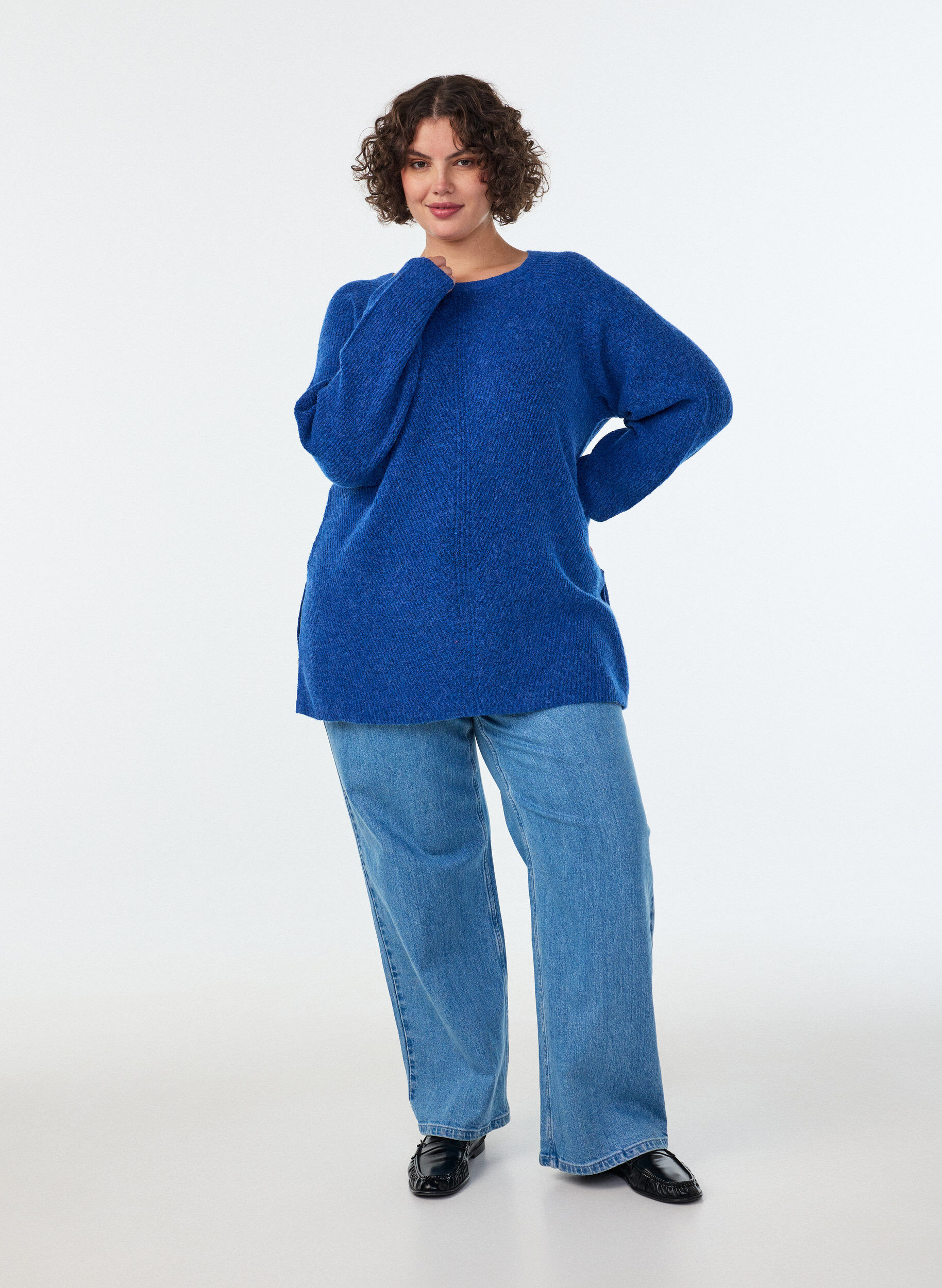 ZizziStrikbluse med diagonalt m&oslash;nster og raglan&aelig;rmer, Bl&aring;, Model image number 1
