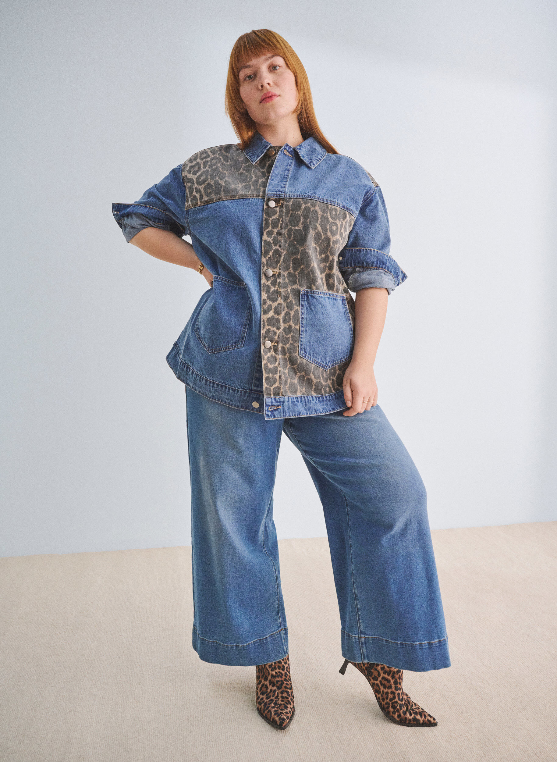 Zizzi Cropped jeans med vidde, Bl&aring;, Image image number 0