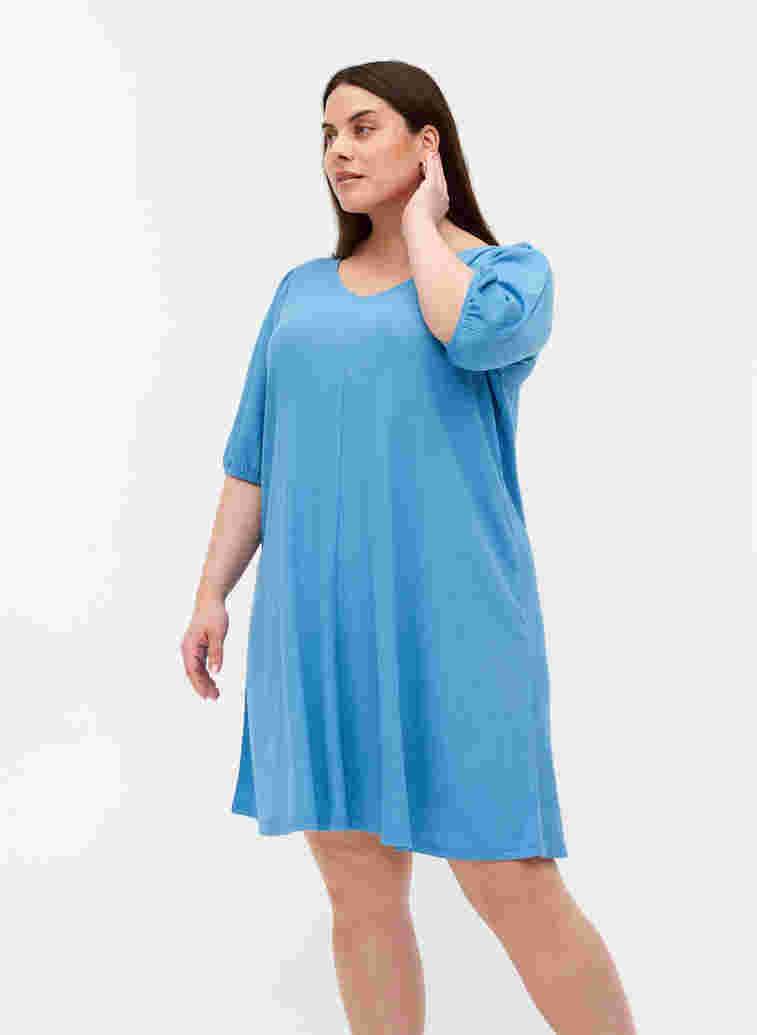 Kjole med pufærmer og v-hals, Azure Blue, Model