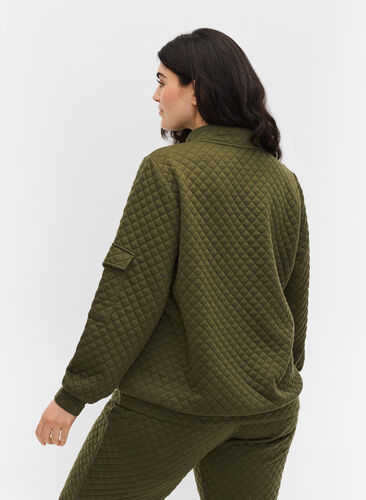 Quiltet sweatshirt med lynlås, Ivy Green, Model image number 1