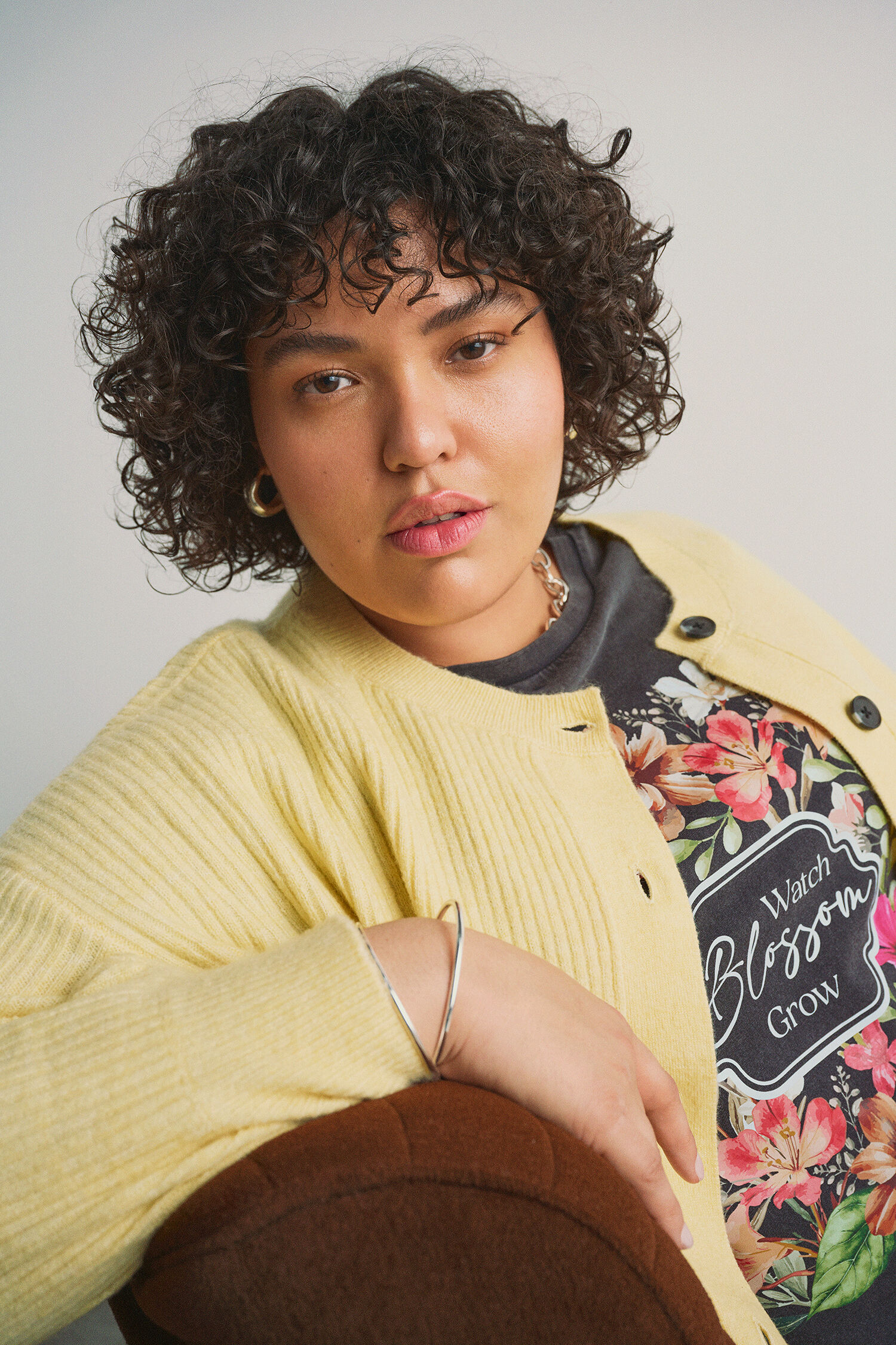 Zizzi Cardigan i gule toner, , Model