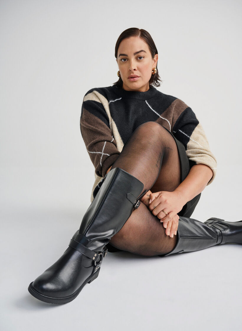 Wide fit – Høj læderstøvle med dekorative spænder, Sort, Image