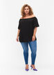 Ensfarvet viskose bluse med korte ærmer, Black, Model image number 3