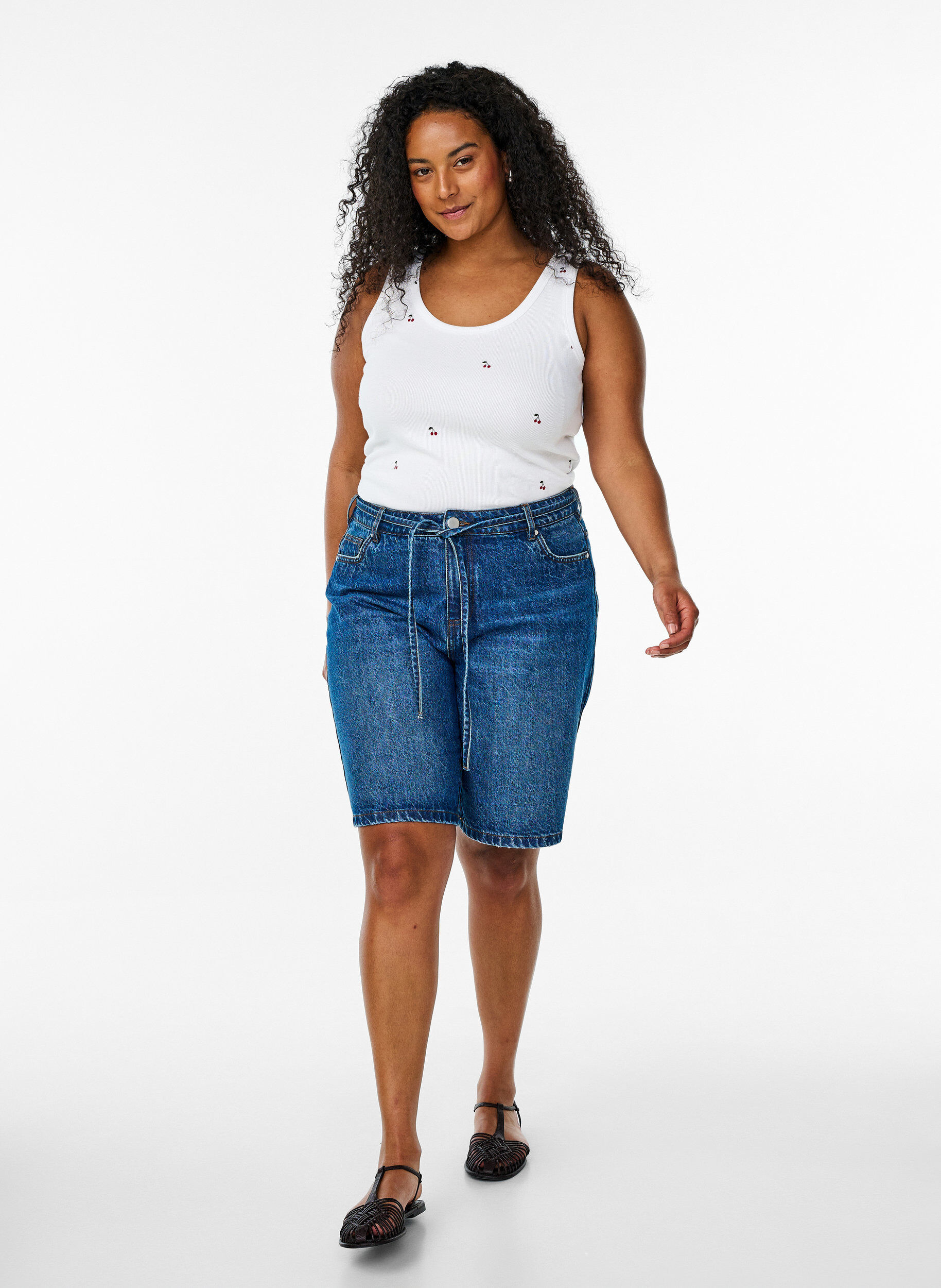 Zizzi T&aelig;tsiddende top med motiv, Hvid, Model image number 1