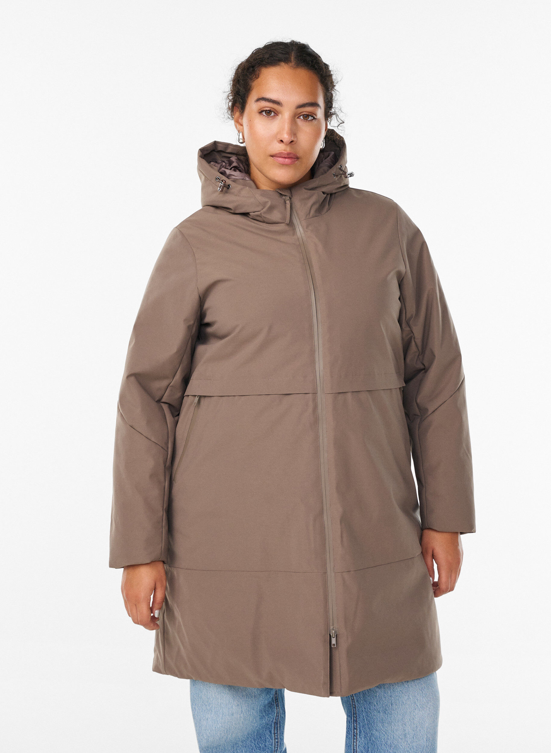 Vinterjakke med justerbar talje, Brun, Model