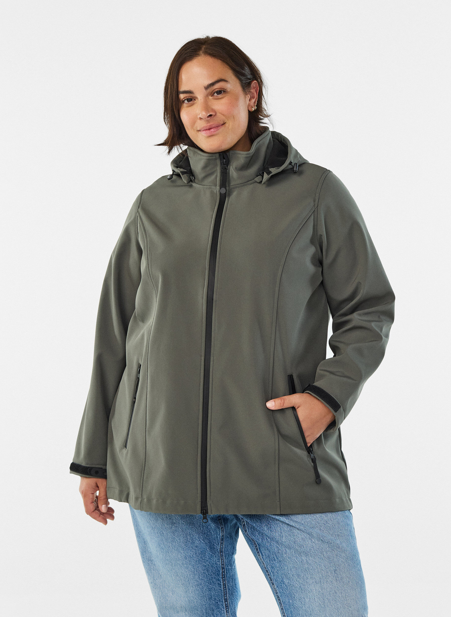 ZizziKort softshell jakke med aftagelig h&aelig;tte, Gr&aring;, Model image number 0