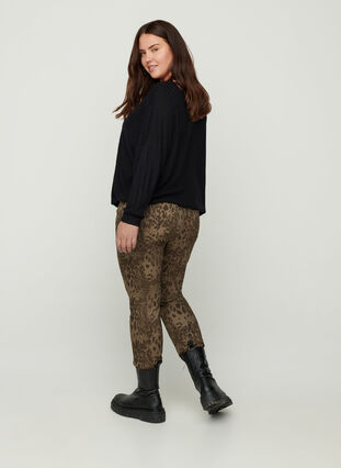 Højtaljede Amy jeans med leopardprint, Green Leopard, Model image number 0