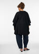 Cardigan med &aring;ben front og vide &aelig;rmer, Sort, Model image number 2