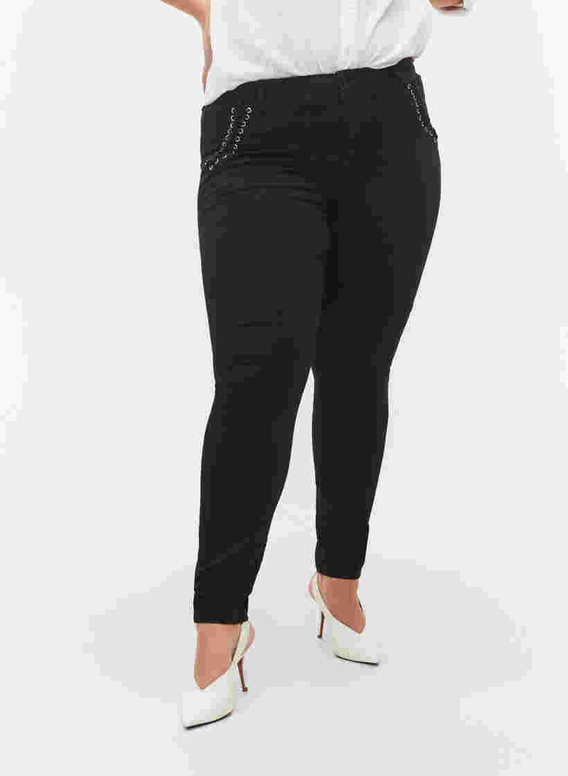 Super slim Amy jeans med snøredetalje, Black, Model image number 2