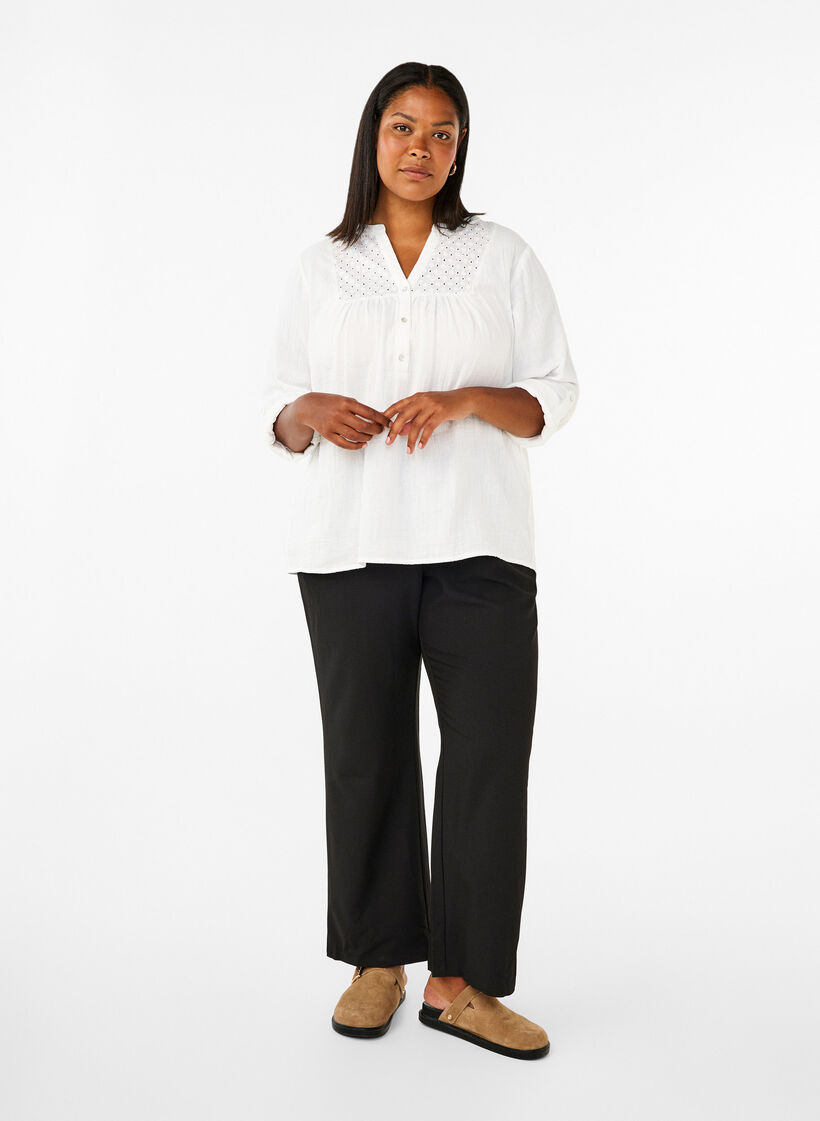Bluse i bomuld med broderi anglaise og 3/4 ærmer, Bright White, Model image number 2