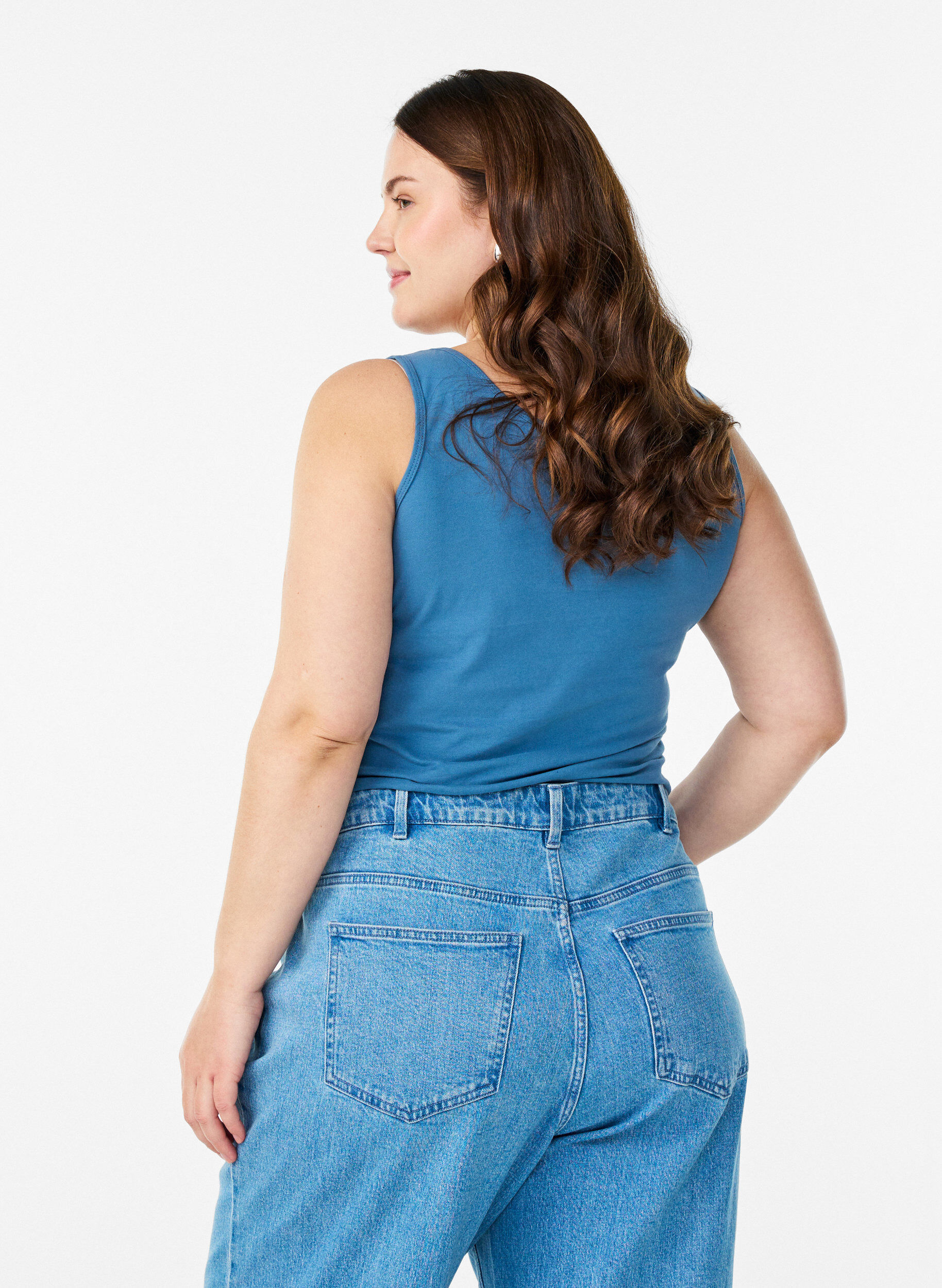 Zizzi Ensfarvet basis top i bomuld, Gr&aring;, Model image number 2