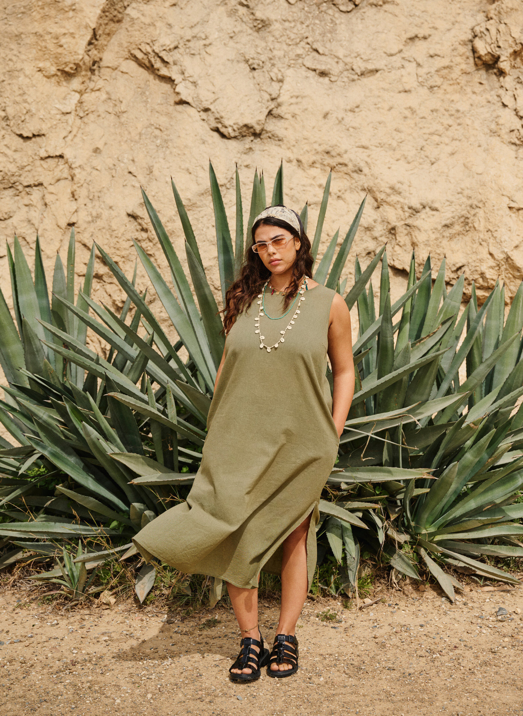 Zizzi &AElig;rmel&oslash;s kjole i bomuldsmix med h&oslash;r, Deep Lichen Green, Image image number 0