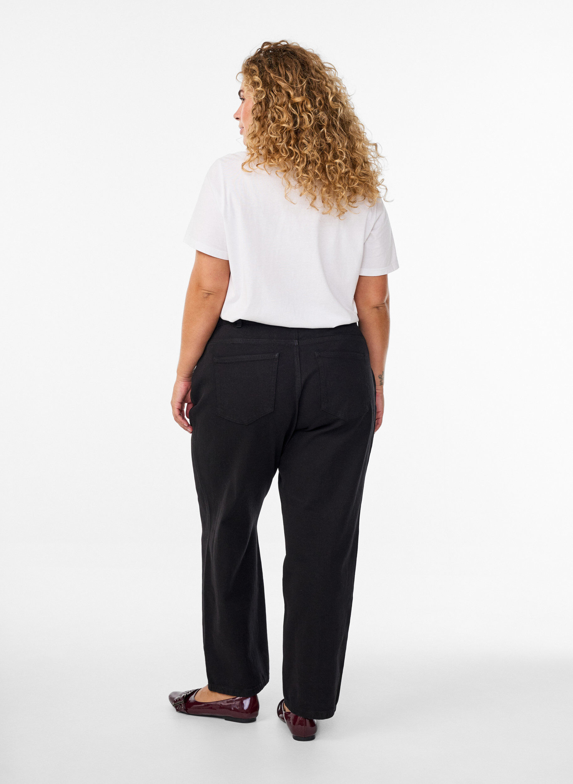 Zizzi L&oslash;s jeans med h&oslash;j talje, Sort, Model image number 1