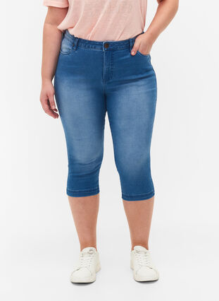 Højtaljede Amy capri jeans med super slim fit, Light blue denim, Model image number 2