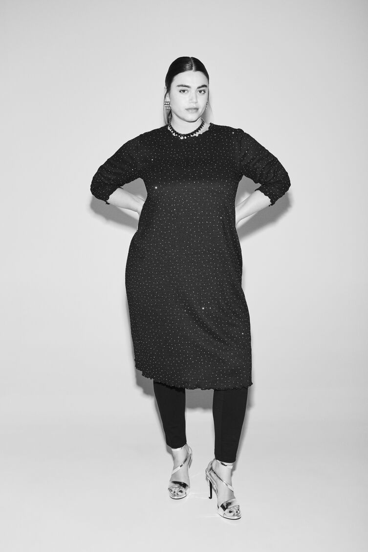 Kjole med rhinsten, , Model