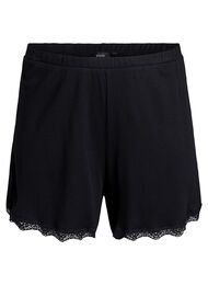 L&oslash;se natshorts med ribstruktur og blondekant, Sort