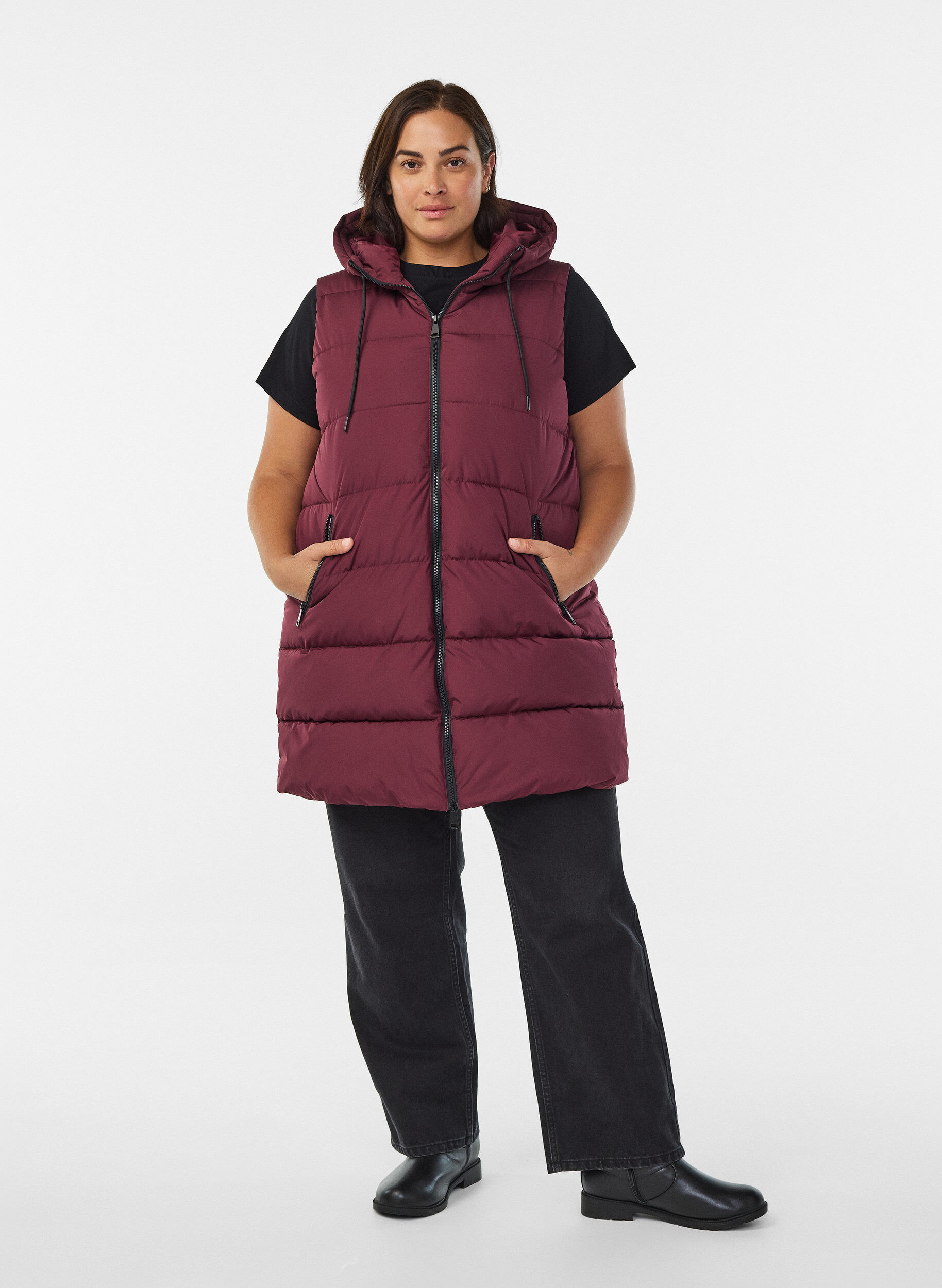 Zizzi Lang vest med h&aelig;tte og lommer, R&oslash;d, Model image number 1